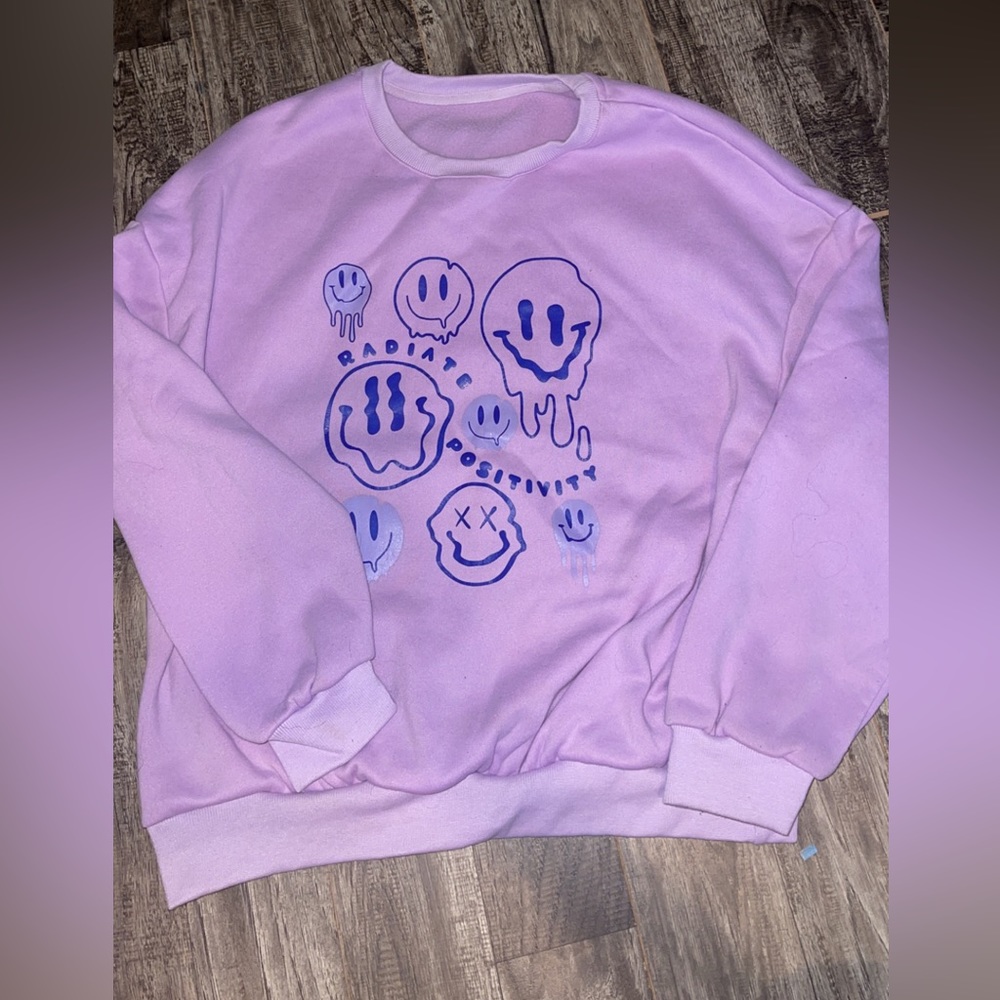 Smiley sweatshirt 😁